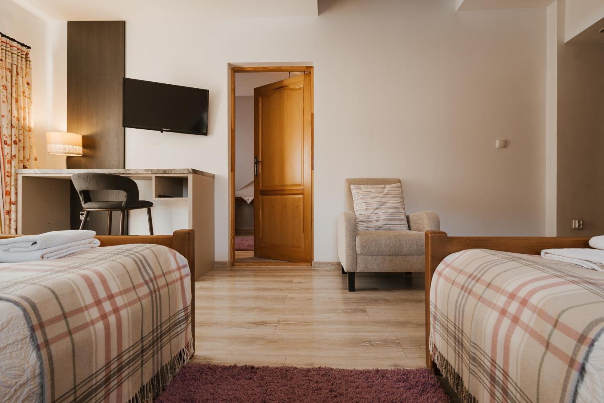 Dom Wypocz Pod Litwinka Apartamenty Bialka Tatrzanska Luaran gambar